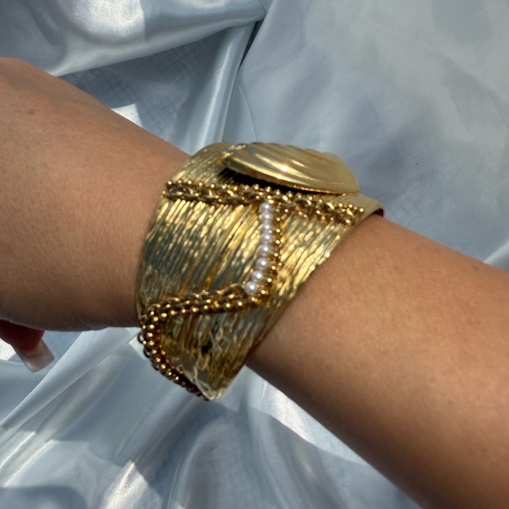 ZARA cuff adjustable stylish gold stainless steel  bracelet